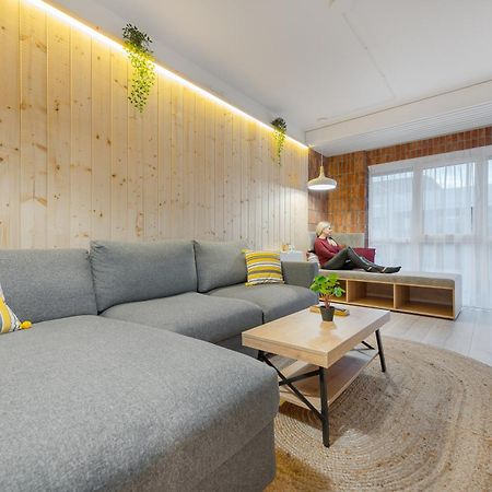 Narnia Apartment Oradea Bagian luar foto
